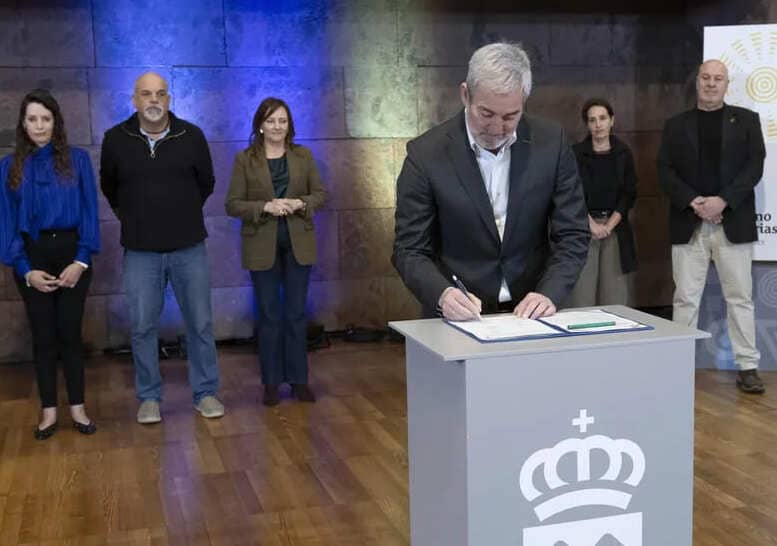 16 04 2026 3.Firma Plan Ordenación Personal Laboral